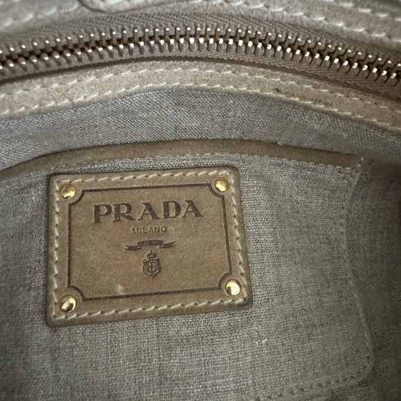 Rare Prada Show Stopper Purse - Authentic! - Picture 7 of 16